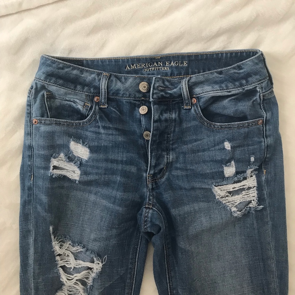 American Eagle girlfriend jeans